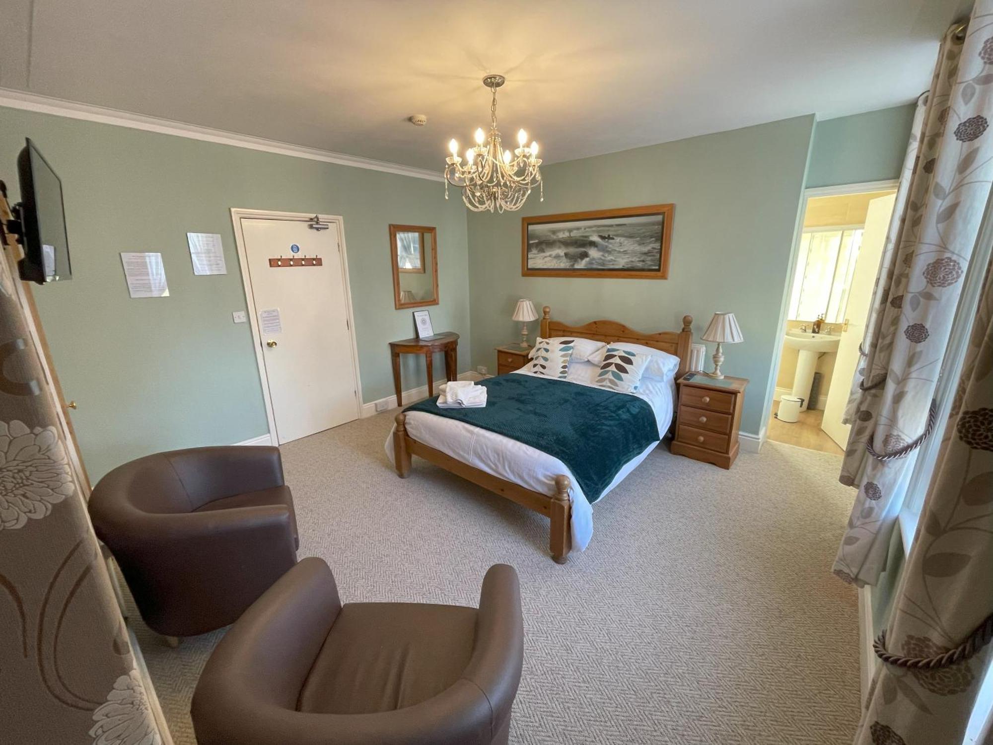 The Captain'S Lodge Room Only Accommodation 휫비 외부 사진